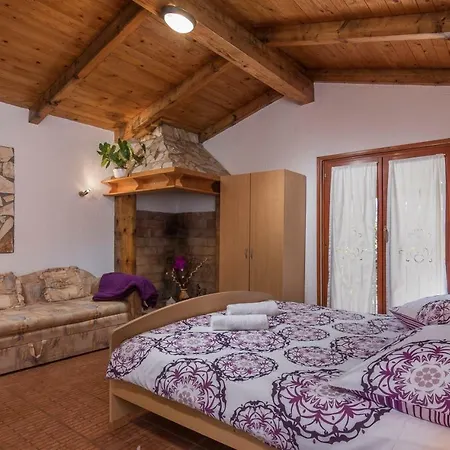 Apartment Zikovic *