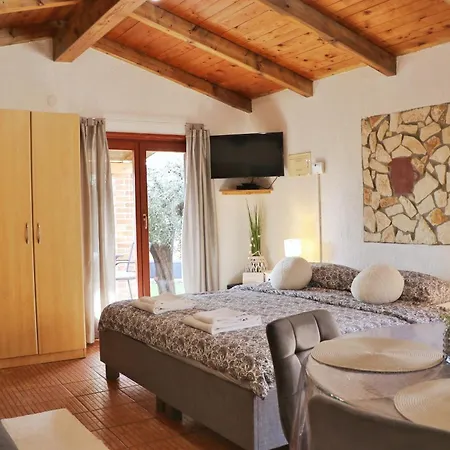Zikovic Apartmán